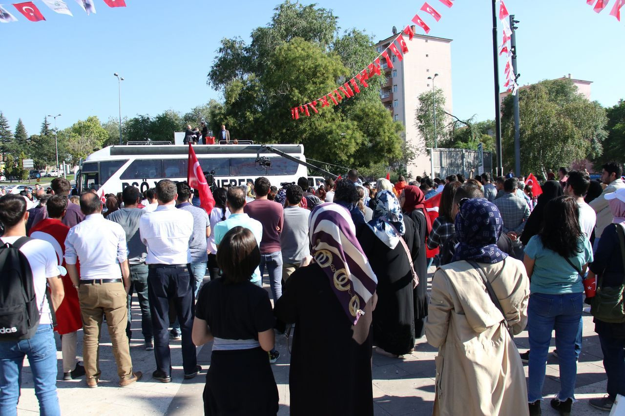 Aşı karşıtları mitinginde HES kodu arbedesi - Sayfa 13