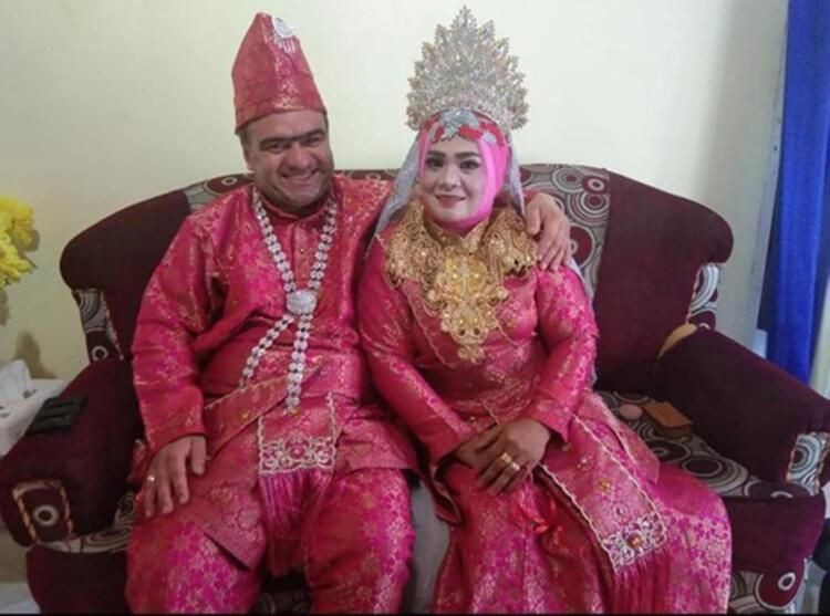 Google Translate hayatını kararttı! Endonezyalı ile evlenmişti... Şimdi boşanmanın yollarını arıyor! - Sayfa 5