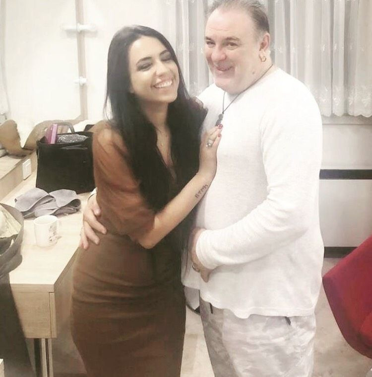 Burak Sergen'i aldatan dört aylık eşi Nihan Ünsal suçüstü yakalandı! İzmirli sevgilisi Özer Kocer ile fotoğrafları ortaya çıktı - Sayfa 19