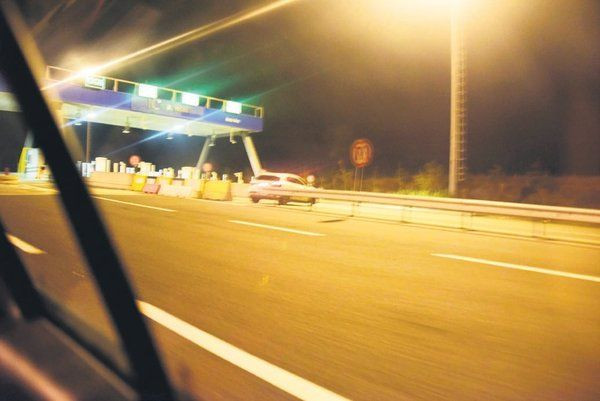 Burak Sergen'i aldatan dört aylık eşi Nihan Ünsal suçüstü yakalandı! İzmirli sevgilisi Özer Kocer ile fotoğrafları ortaya çıktı - Sayfa 7