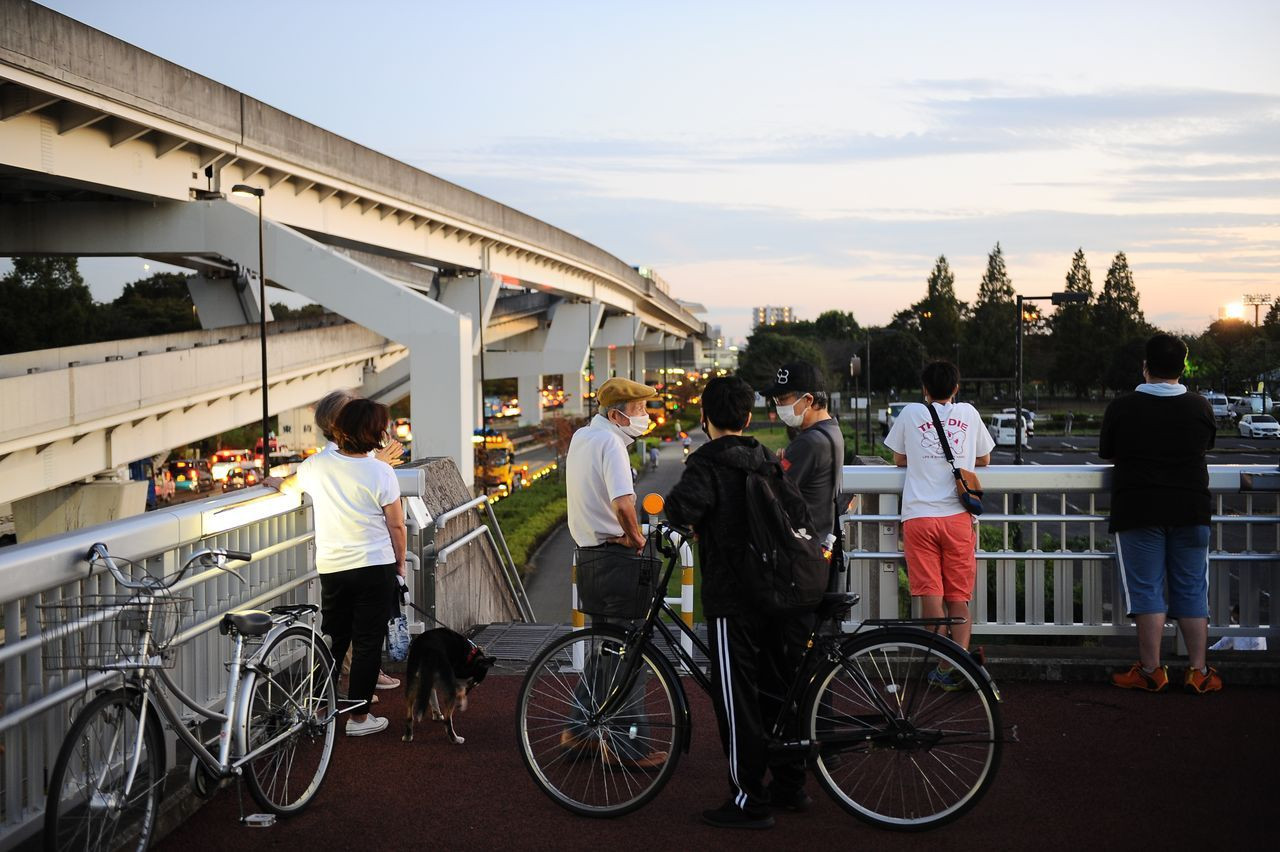 5.9'luk deprem treni raydan çıkardı - Sayfa 12