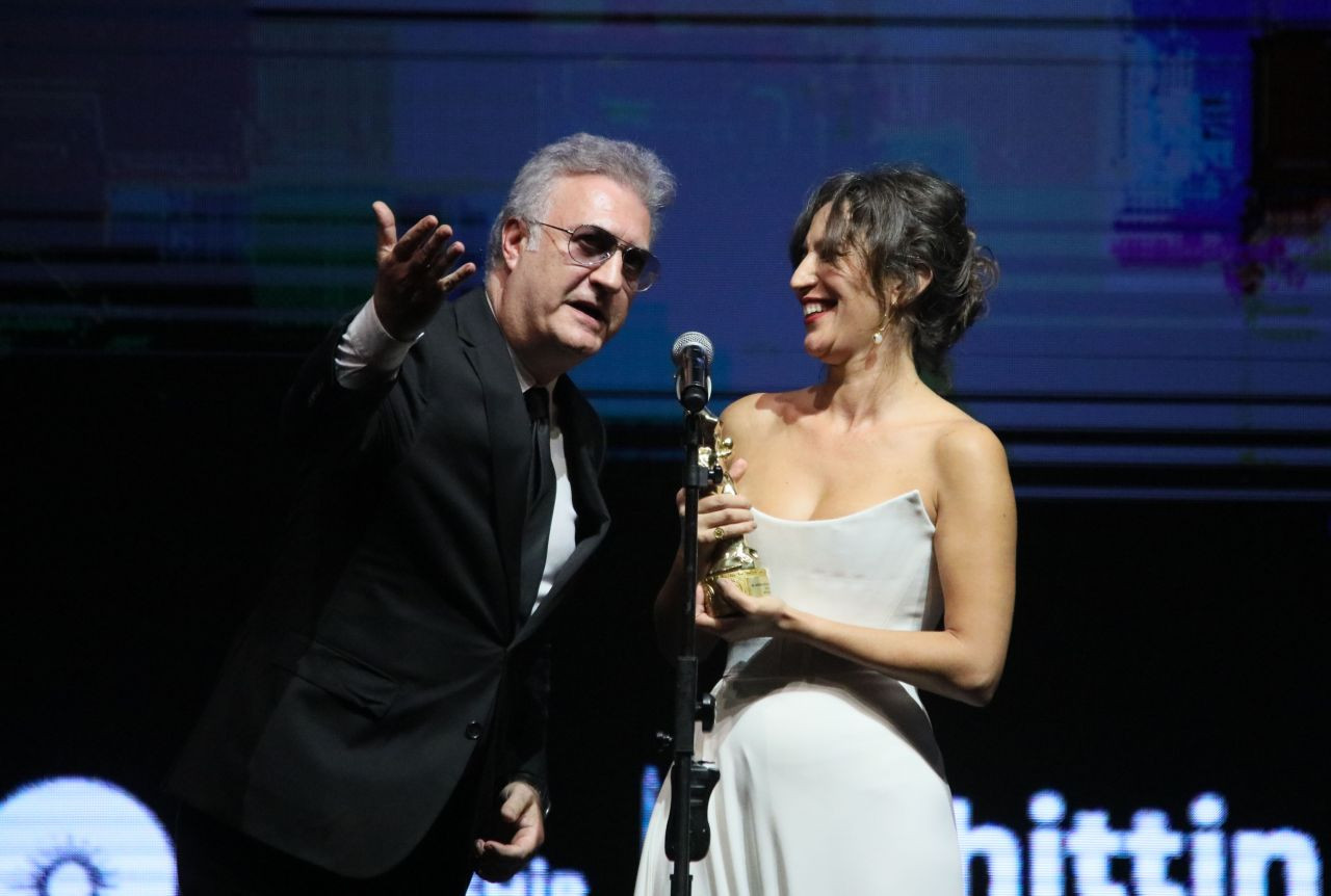 58'inci Antalya Altın Portakal Film Festivali’nde kırmızı halıda şıklık yarışı - Sayfa 9