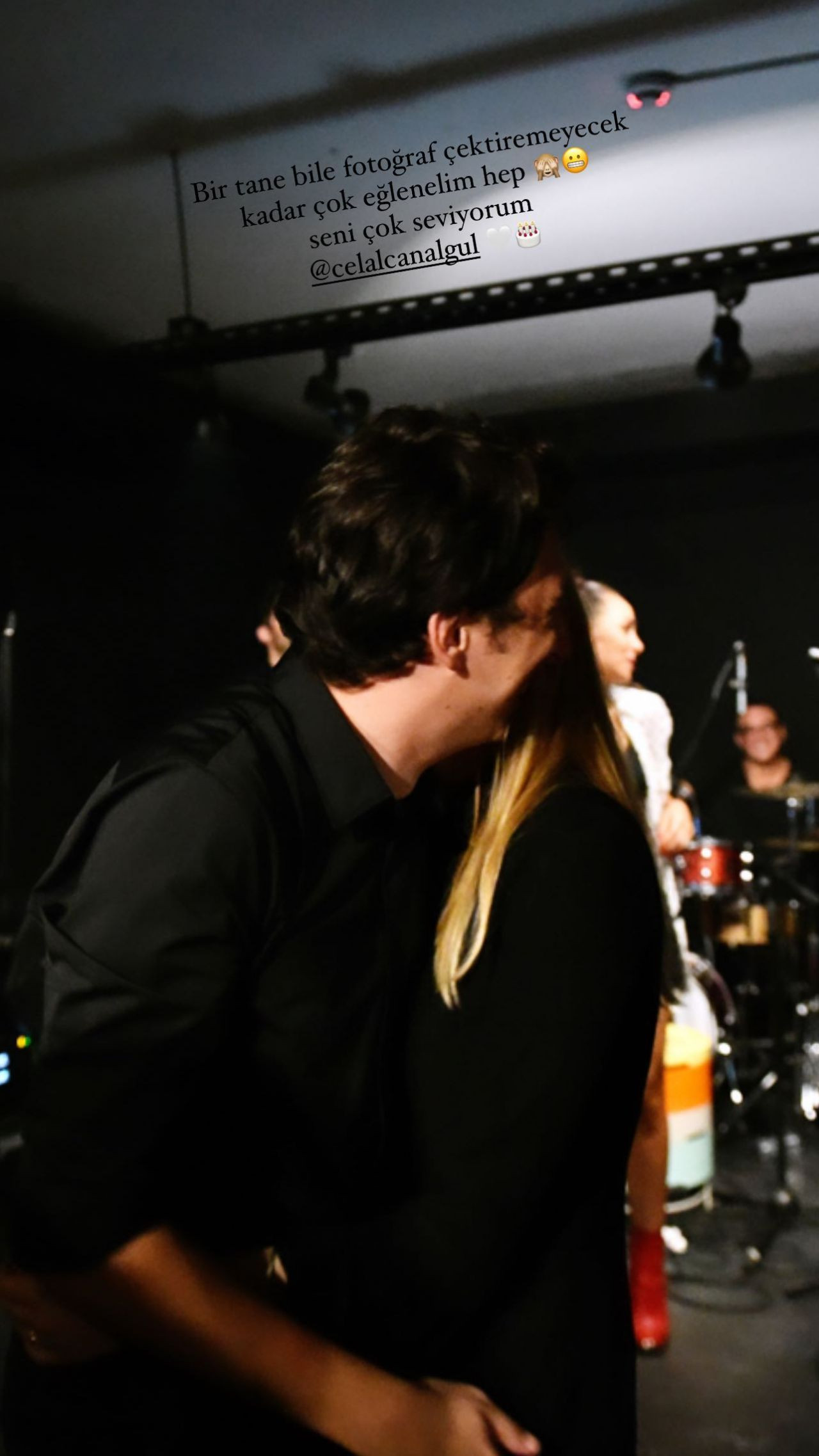 Derya Şensoy'dan sevgilisi Celal Can Algül'e sürpriz parti - Sayfa 12