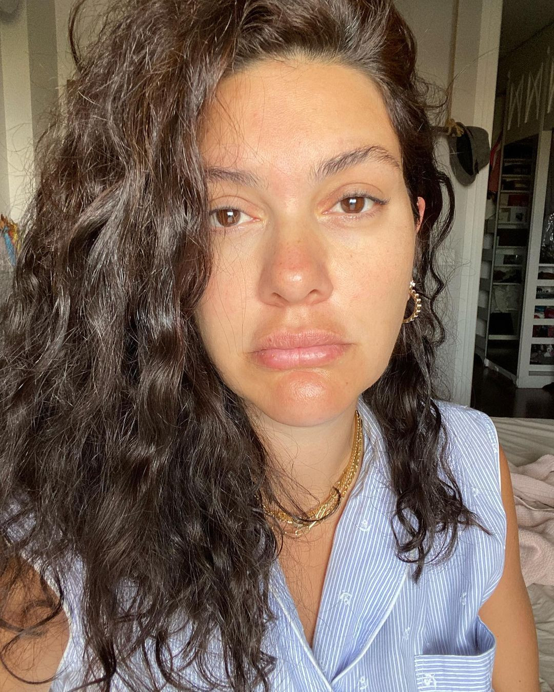 Üçüncü kez anne olmaya hazırlanan Bergüzar Korel'den makyajsız paylaşım! Duru haliyle büyüledi - Sayfa 5