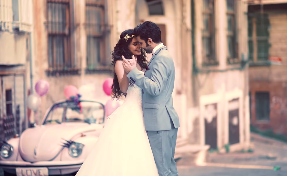 Cedi Osman'ın aşkı Ebru Şahin'in yıllar önceki görüntüsü olay oldu! Meğer Ebru Polat'ın klibinde oynamış - Sayfa 29