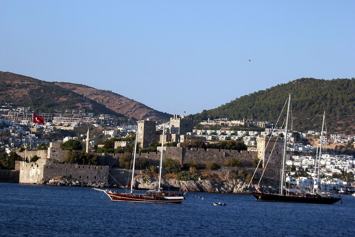 2021 yılında yerli ve yabancı turistler restorasyonu tamamlanan Bodrum Kalesi’ne akın etti - Sayfa 25