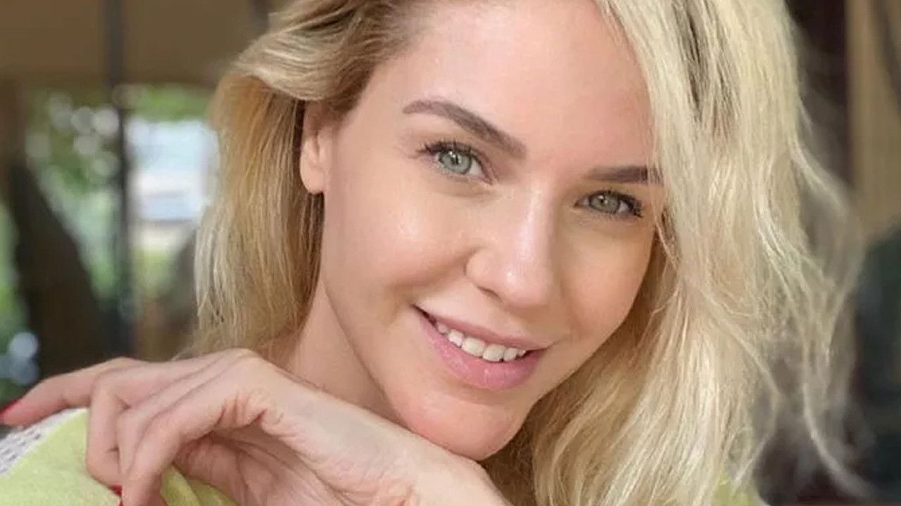 Emine Ün'ün kardeşi ilk kez ortaya çıktı! Bu ailede çirkin yok! Ablasını güzellikte solladı! - Sayfa 7