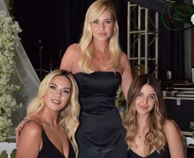 Emine Ün'ün kardeşi ilk kez ortaya çıktı! Bu ailede çirkin yok! Ablasını güzellikte solladı! - Sayfa 12