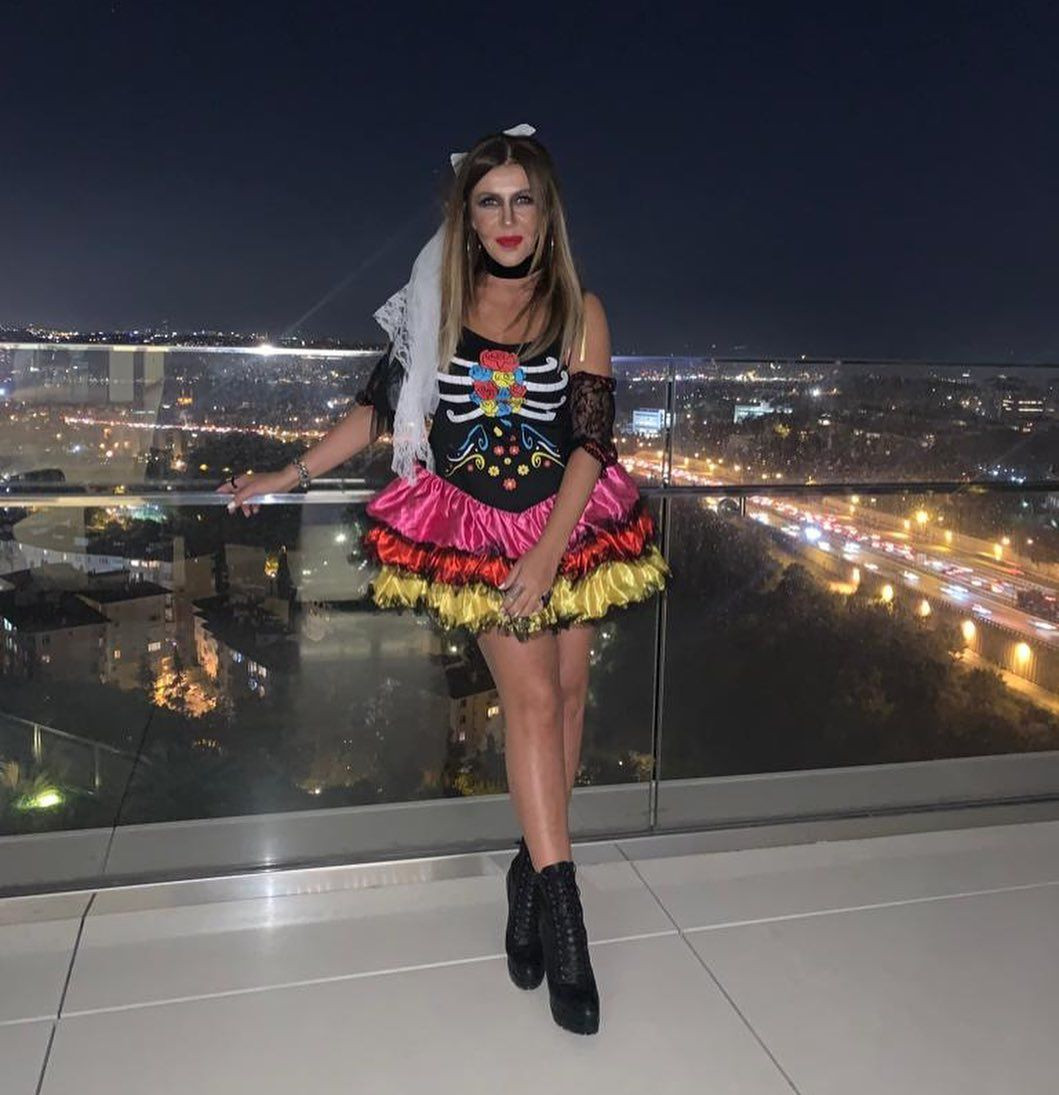 Acun Ilıcalı'nın eski eşi Zeynep Yılmaz Cadılar Bayramı'nı kutladı! Gecede giydiği kostüm büyük beğeni topladı - Sayfa 8