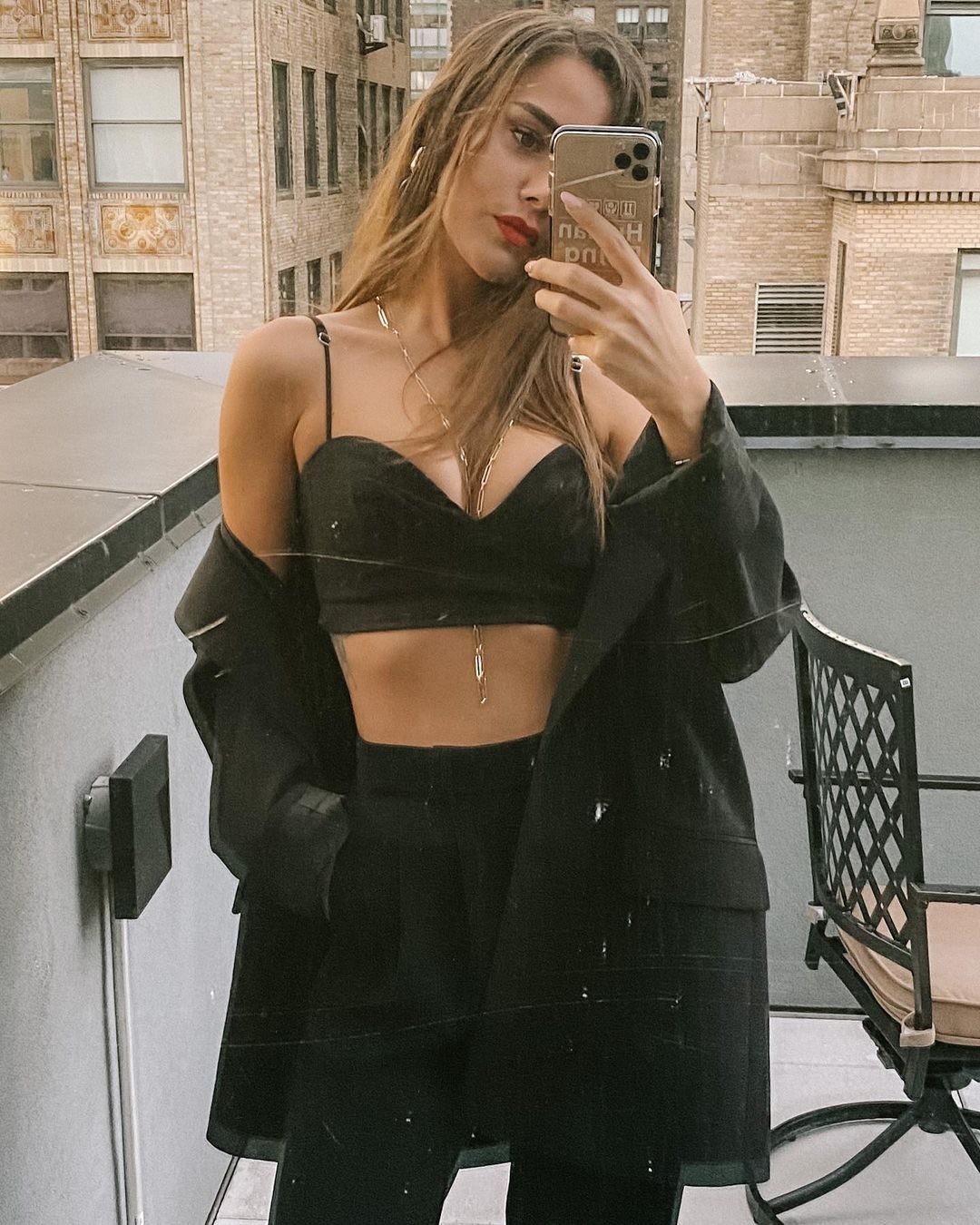 Bensu Soral ile Hande Erçel'in Amerika pozları sosyal medyayı salladı - Sayfa 8