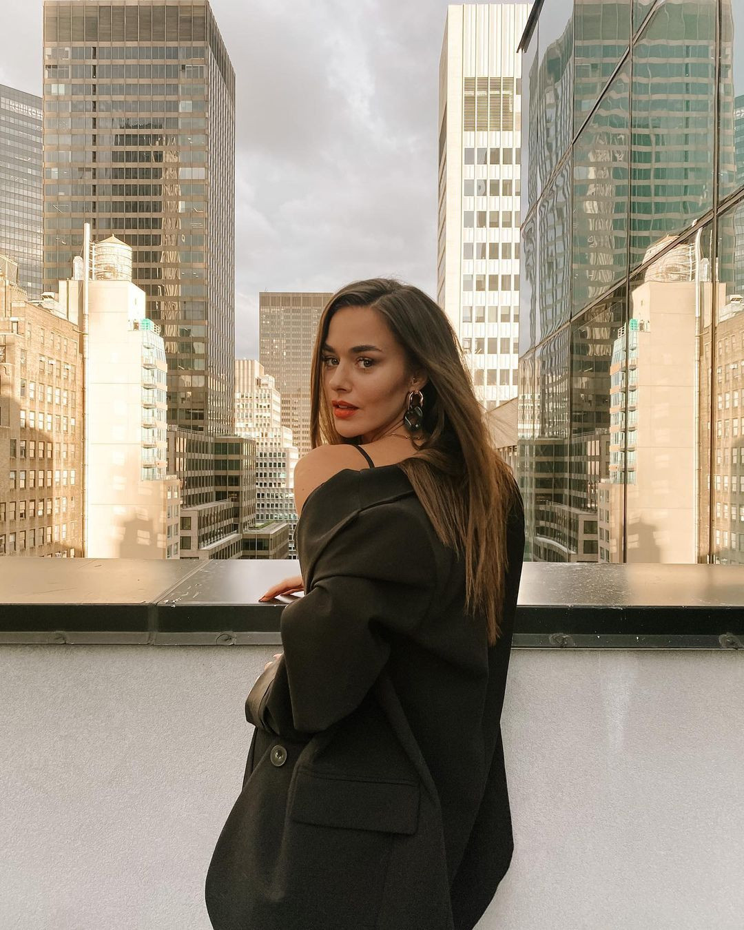 Bensu Soral ile Hande Erçel'in Amerika pozları sosyal medyayı salladı - Sayfa 14