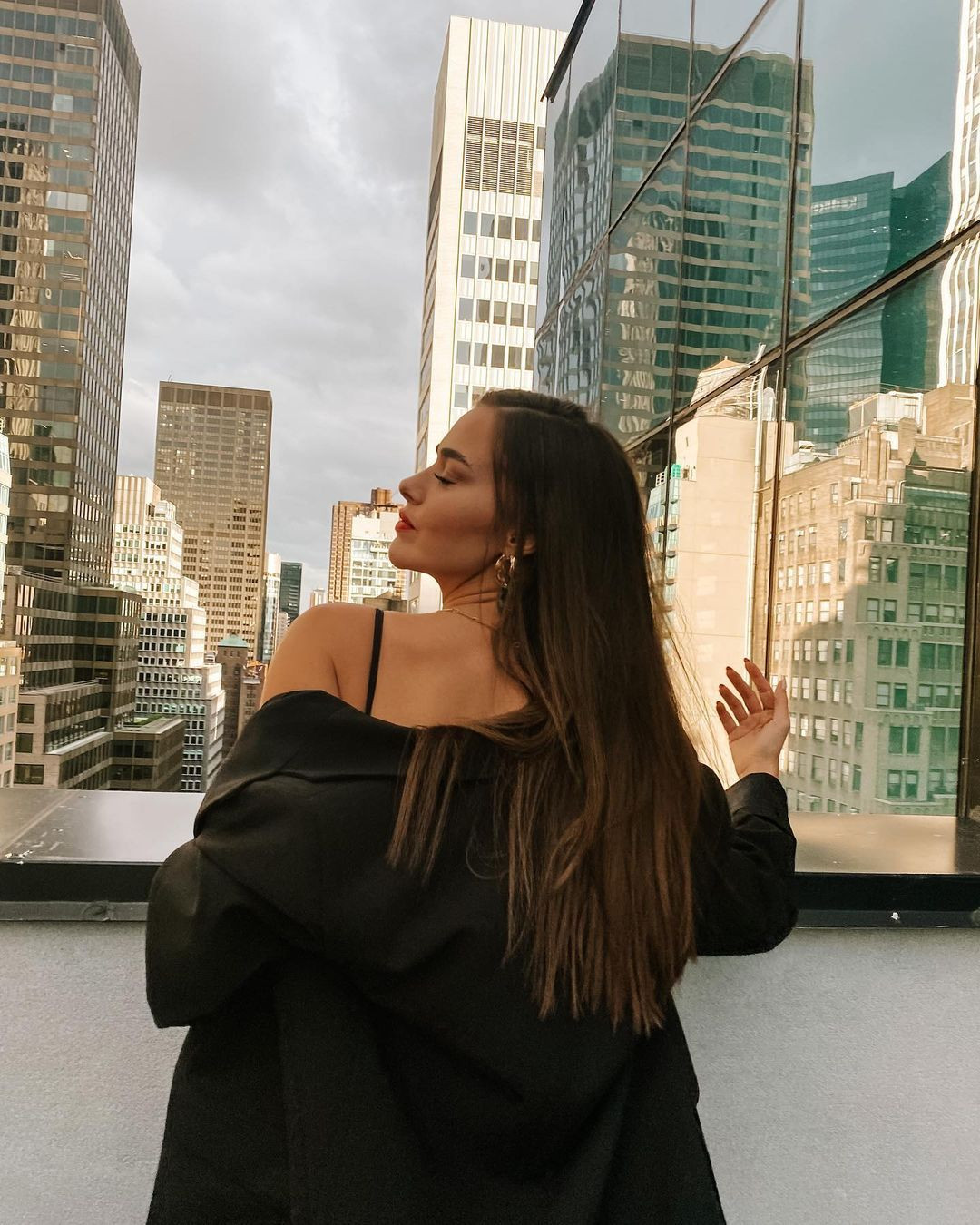 Bensu Soral ile Hande Erçel'in Amerika pozları sosyal medyayı salladı - Sayfa 18