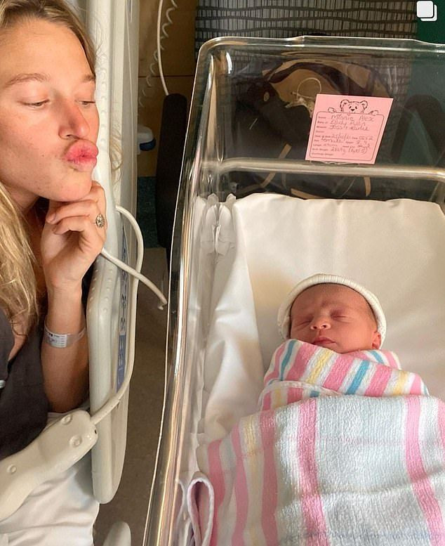 Sosyal medya bu kadını konuşuyor! Ölen kocasının spermini alarak hamile kaldı! - Sayfa 6