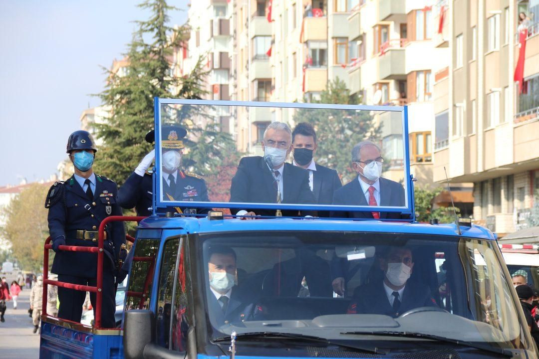 Türkiye kırmızıya büründü! Cumhuriyetimizin 98. yılı tüm yurtta coşkuyla kutlandı! - Sayfa 40