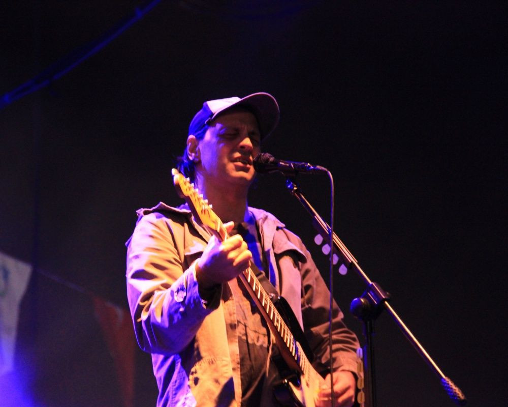 Duman konserinde yürekleri ağza getiren anlar! Canlarını hiçe saydılar - Sayfa 12