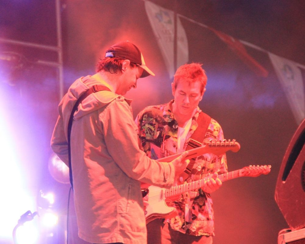 Duman konserinde yürekleri ağza getiren anlar! Canlarını hiçe saydılar - Sayfa 13