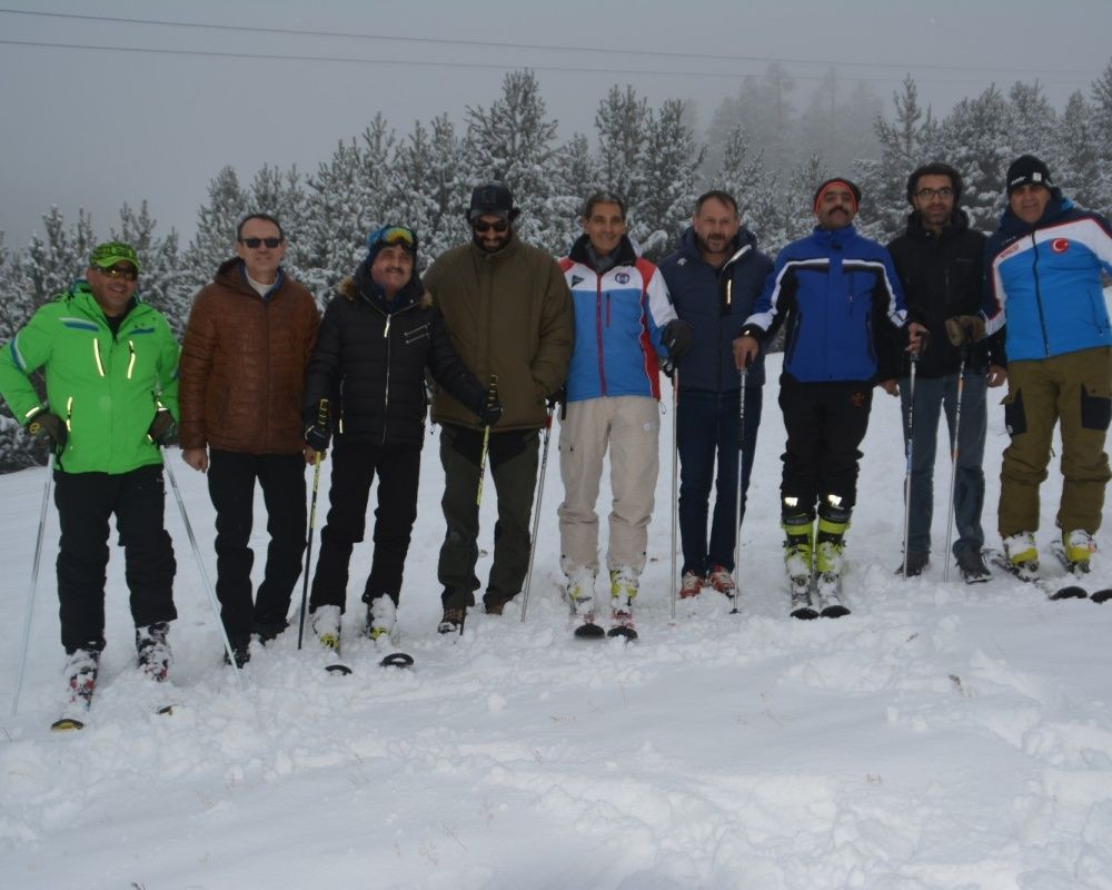 Kış tatilinizde mutlaka gitmeniz gereken yerlerden biri: Kars'ın Sarıkamış ilçesindeki Cıbıltepe Kayak Merkezi - Sayfa 18