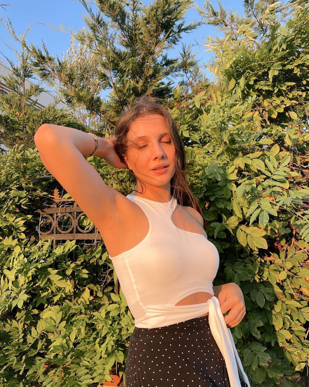 Selena'nın Nazlı'sı Dilara Kurtulmuş büyüdü! Son haliyle kendine hayran bıraktı - Sayfa 16