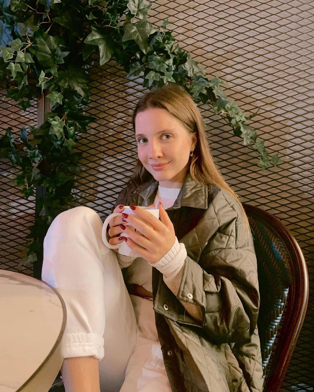 Selena'nın Nazlı'sı Dilara Kurtulmuş büyüdü! Son haliyle kendine hayran bıraktı - Sayfa 24