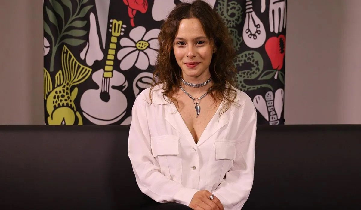 Masumlar Apartmanı'nda ne makyaj ne dekolte! Gizem Katmer instagram'da coştu! Safiye görse çıldırır! - Sayfa 6