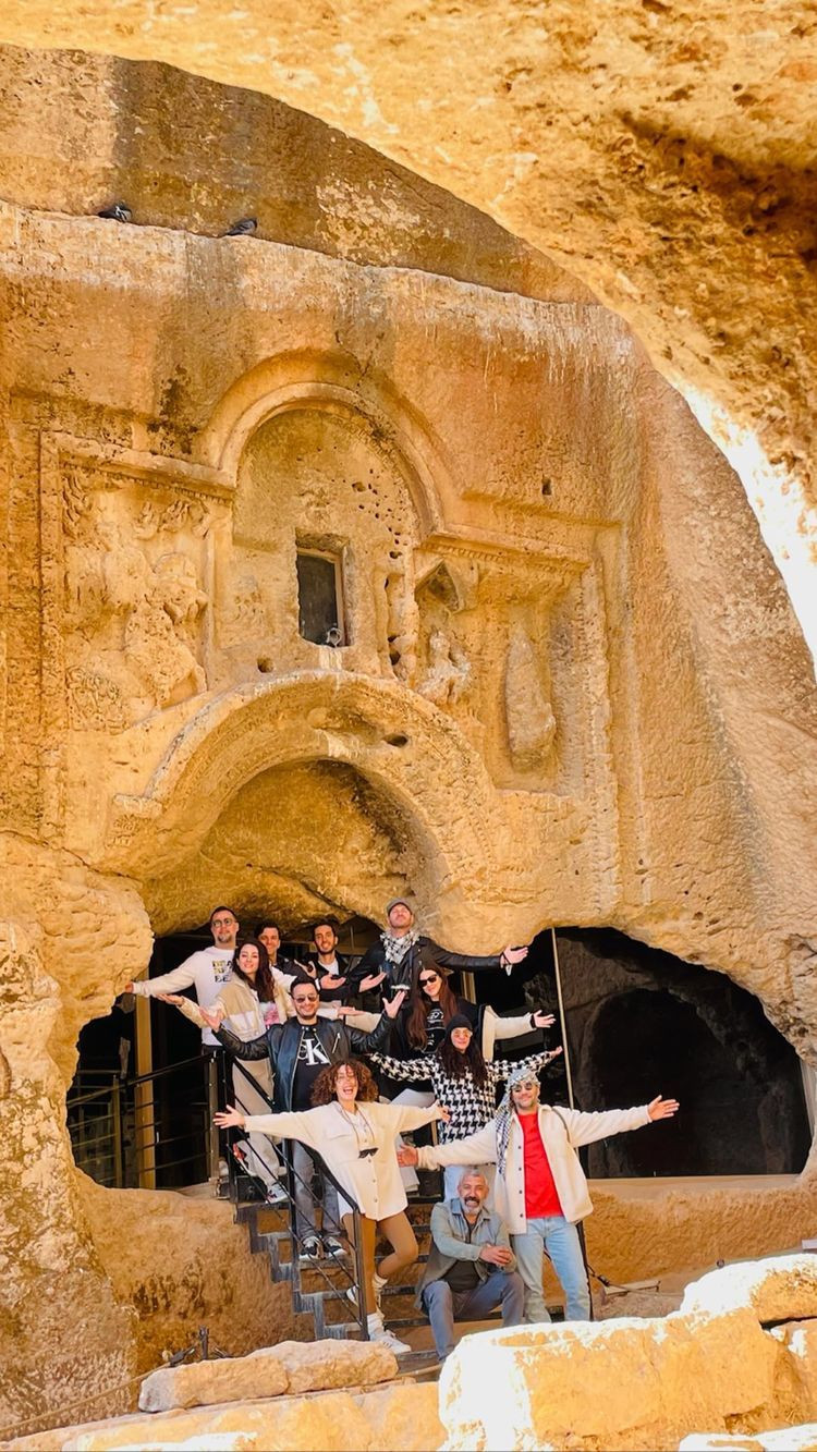 Çekimler için Mardin'e giden Kıvanç Tatlıtuğ'u eşi Başak Dizer yalnız bırakmadı - Sayfa 13