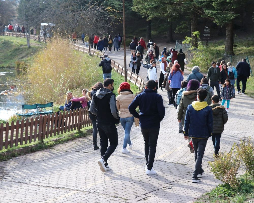 Ara tatilde Gölcük Tabiat Parkı ziyaretçi akınına uğradı - Sayfa 10