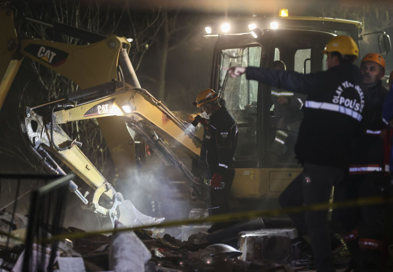 Ankara'da 3 katlı binada patlama! Bölgeden yeni görüntüler ulaştı - Sayfa 50