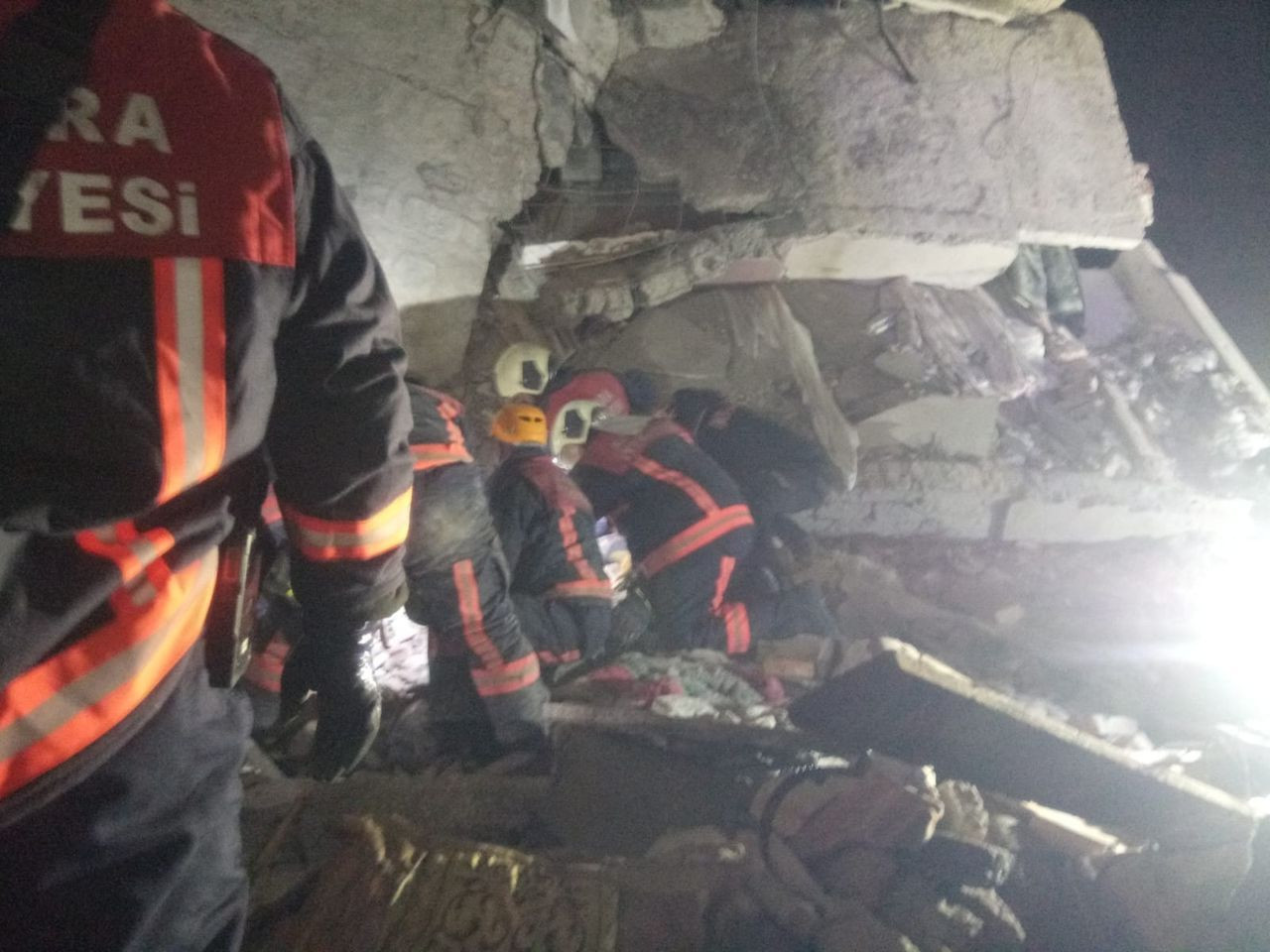 Ankara'da 3 katlı binada patlama! Bölgeden yeni görüntüler ulaştı - Sayfa 15