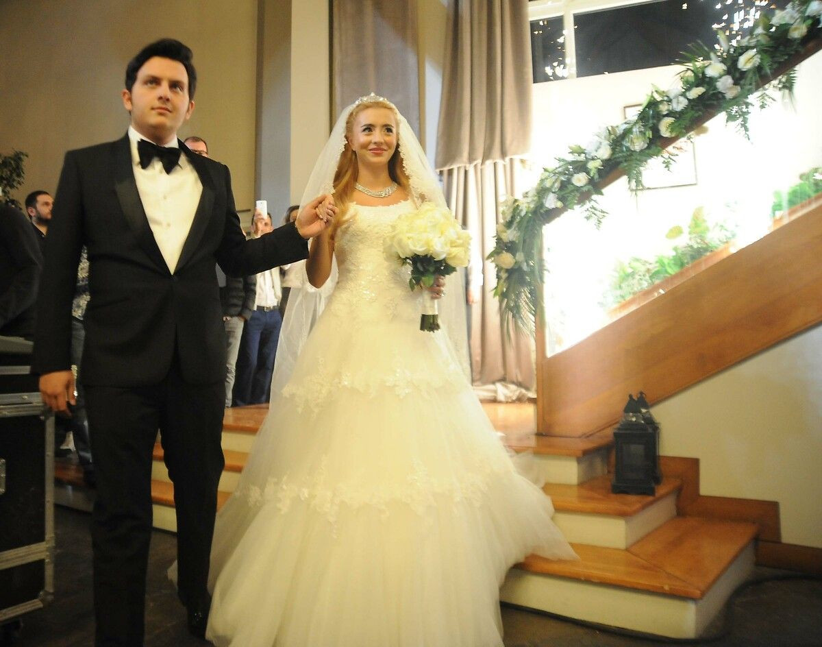 Ali Ağaoğlu üçüncü kez dede oldu! Erkek torununa hediyesi dudak uçuklattı - Sayfa 5