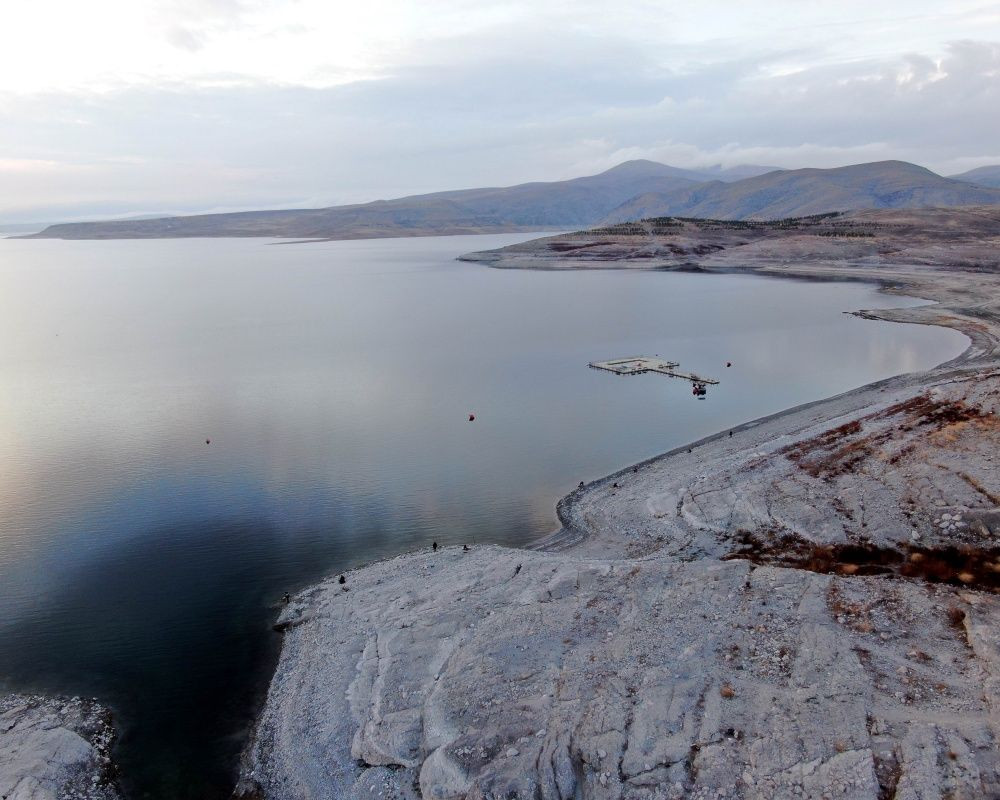 Kayseri'deki Yamula Barajı'nun suyu yaklaşık 20 metre çekildi - Sayfa 6