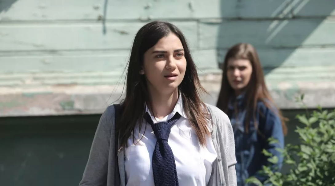 Kırgın Çiçekler'in Meral'i estetikle bambaşka biri oldu! Aleyna Solaker evrim geçirdi - Sayfa 5