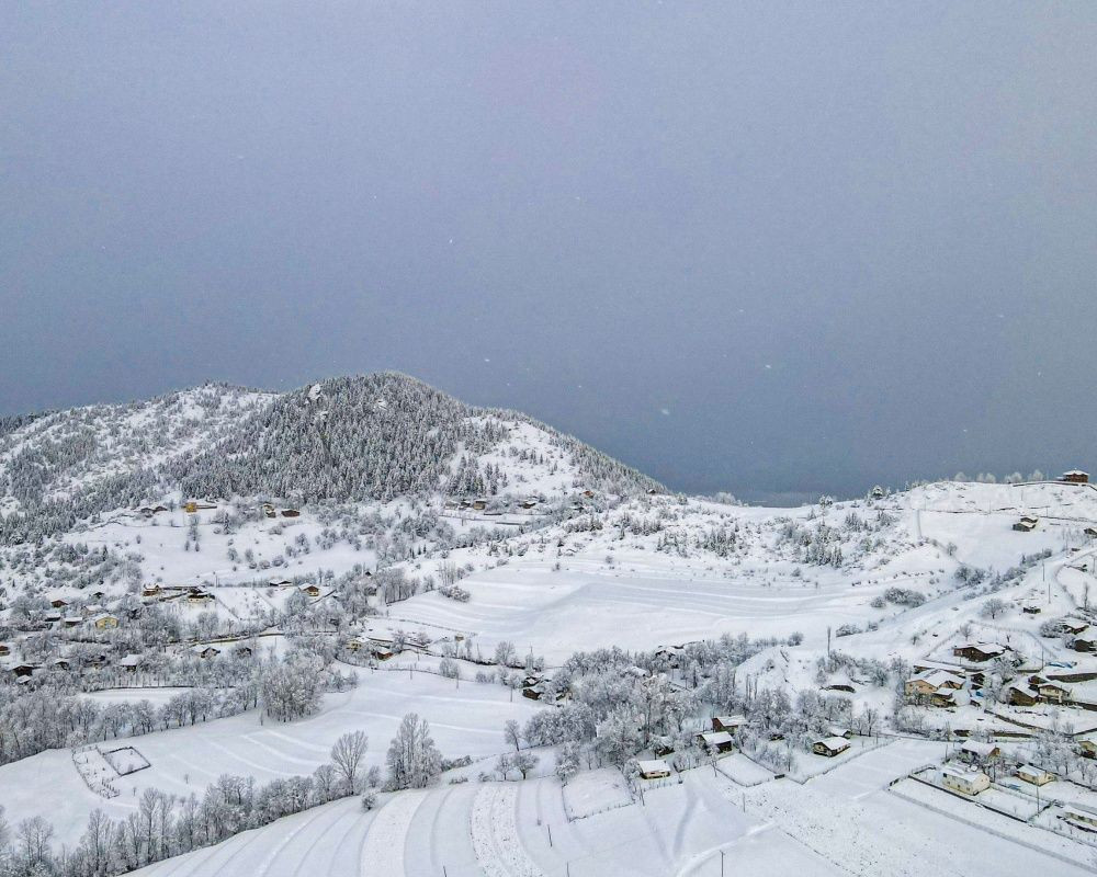 Artvin'deki doğa harikası 'sakin şehir' ünvanlı Şavşat beyaza büründü - Sayfa 5