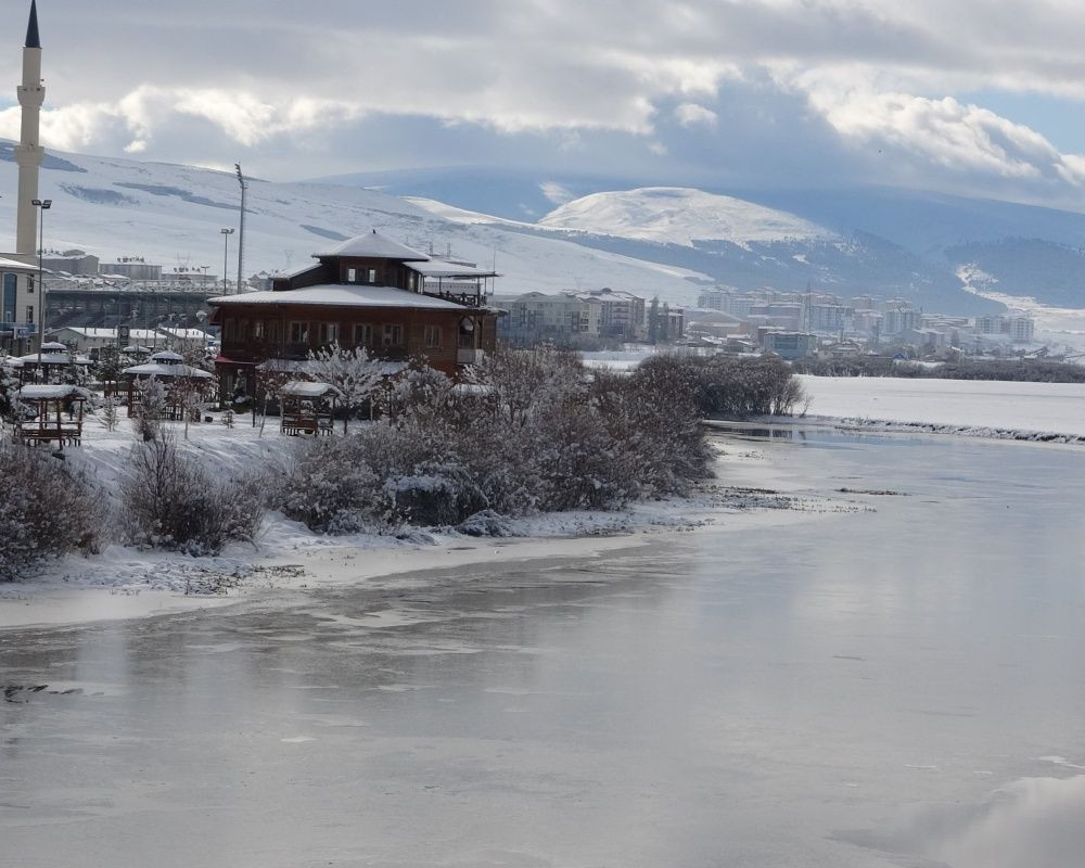 Ardahan'da kar yağışı sonrası kartpostallık görüntüler oluştu - Sayfa 11