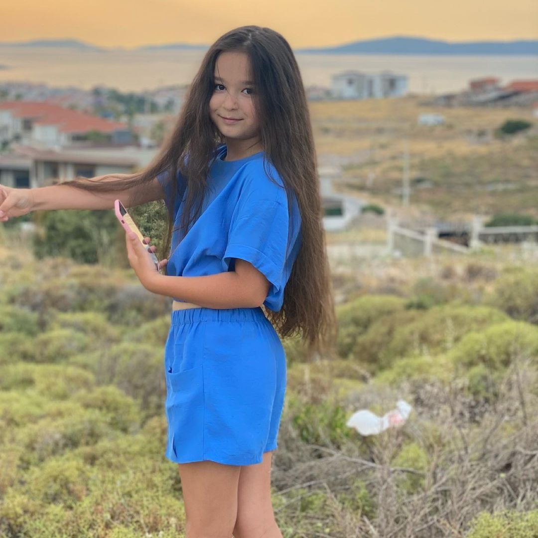 İbrahim Tatlıses ile Ayşegül Yıldız'ın kızları Elif Ada Tatlıses son haliyle görenleri hayrete düşürdü - Sayfa 16