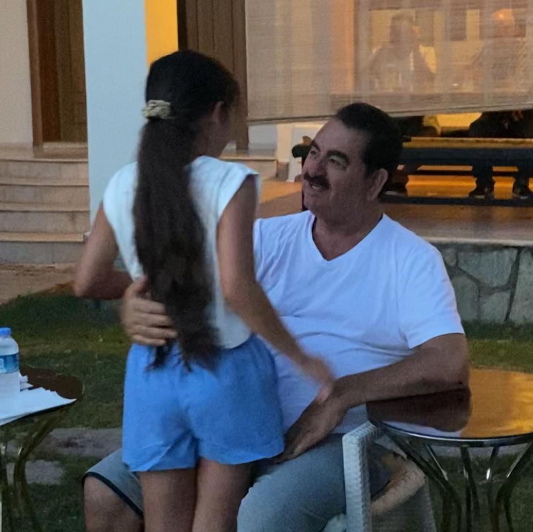 İbrahim Tatlıses ile Ayşegül Yıldız'ın kızları Elif Ada Tatlıses son haliyle görenleri hayrete düşürdü - Sayfa 21