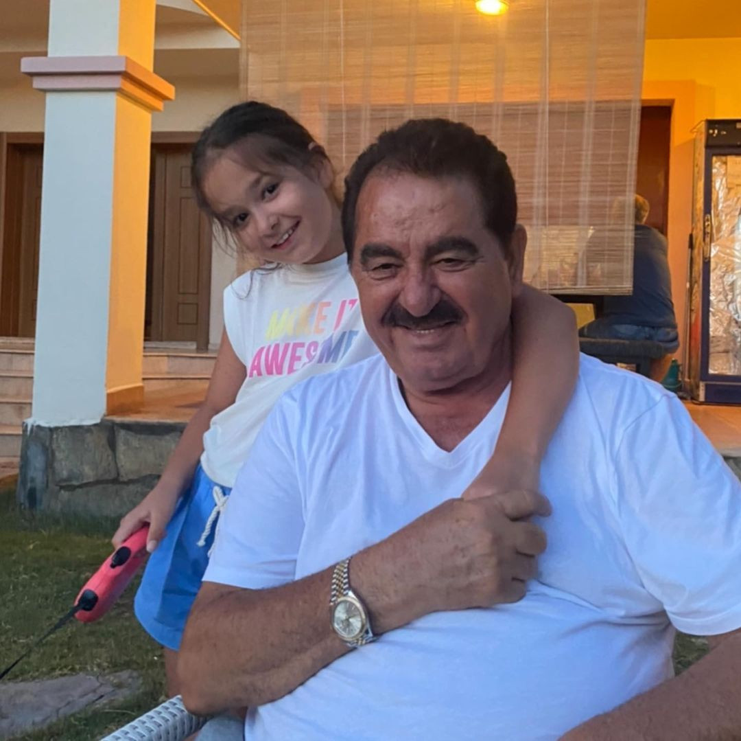 İbrahim Tatlıses ile Ayşegül Yıldız'ın kızları Elif Ada Tatlıses son haliyle görenleri hayrete düşürdü - Sayfa 22