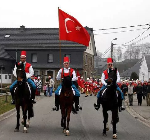 Bir Osmanlı casusunun özgürleştirdiği İtalyan köyünün öyküsü! - Sayfa 8