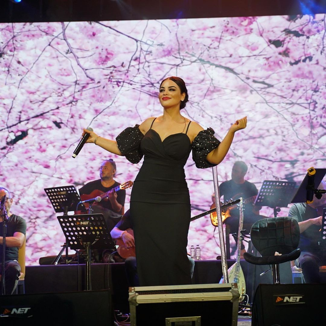 Estetikle bambaşka biri oldu! İşte şarkıcı Zara'nın yıllar içindeki değişimi... - Sayfa 11