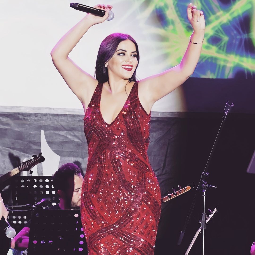 Estetikle bambaşka biri oldu! İşte şarkıcı Zara'nın yıllar içindeki değişimi... - Sayfa 12