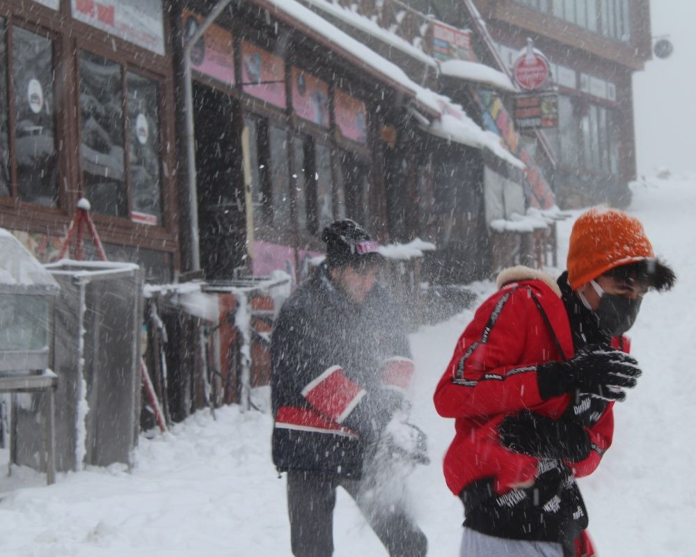 Kar kalınlığı 40 santimetreyi buldu... İşte Kartepe'den son manzaralar - Sayfa 8