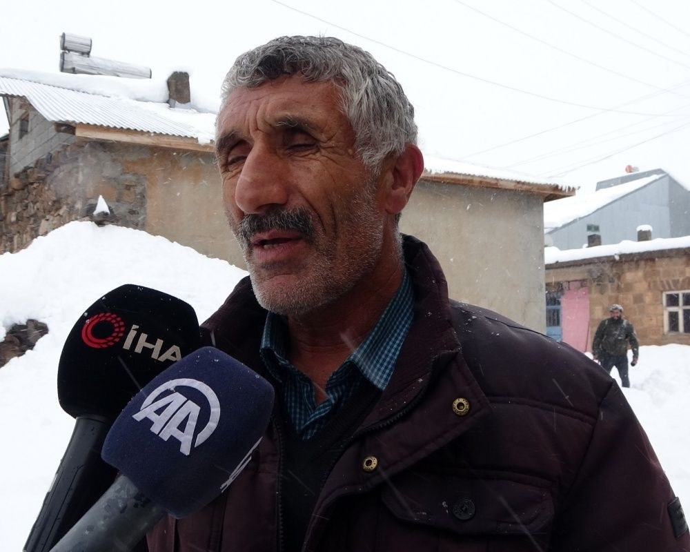 Muş’ta kar kalınlığı 60 santimetreye ulaştı... 1600 rakımlı Yukarıyongalı köyü kara gömüldü - Sayfa 11