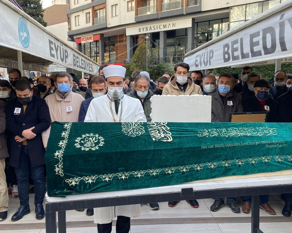 İzzet Altınmeşe'de cenazede yürek yakan sözler... Ali Murat Altunmeşe son yolculuğuna uğurlandı - Sayfa 15