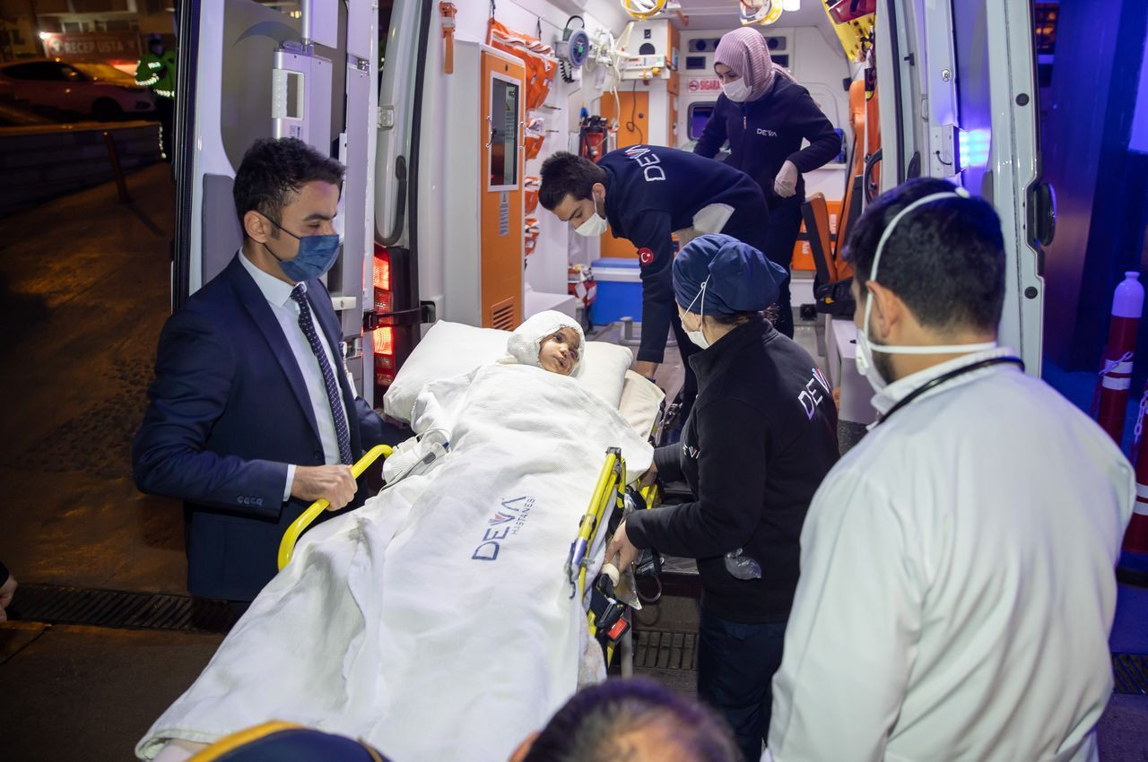 Pitbulların saldırdığı küçük Asiye Antalya'ya sevk edildi - Sayfa 9