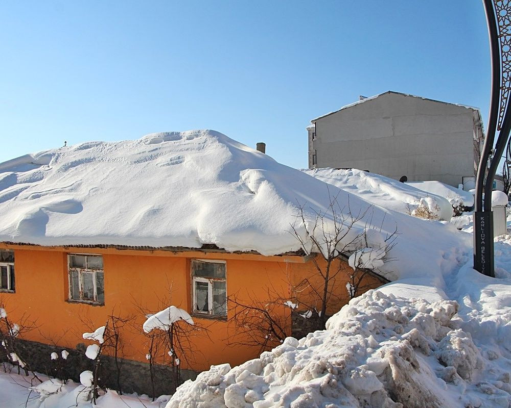 Bingöl'de hava sıcaklığı eski 22 dereceye düştü! Göz kamaştıran kar manzaraları ortaya çıktı - Sayfa 19