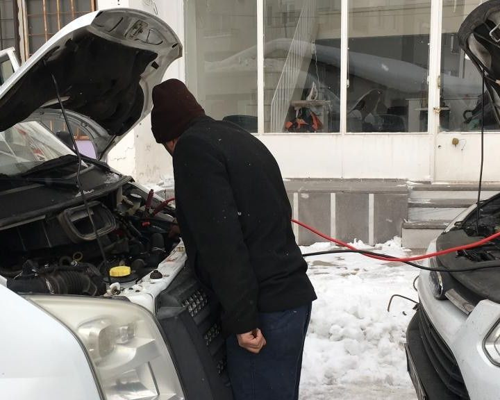 Bingöl'de hava sıcaklığı eski 22 dereceye düştü! Göz kamaştıran kar manzaraları ortaya çıktı - Sayfa 21