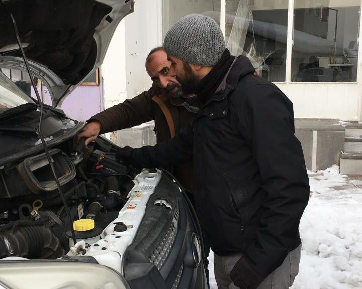 Bingöl'de hava sıcaklığı eski 22 dereceye düştü! Göz kamaştıran kar manzaraları ortaya çıktı - Sayfa 23