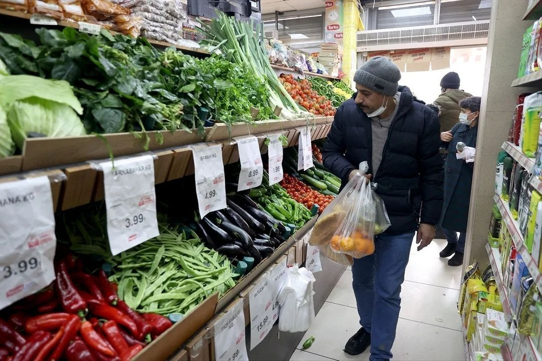 "Bir ay sonra marketlerde fiyatlar yüzde 40 aşağı inecek" - Sayfa 8