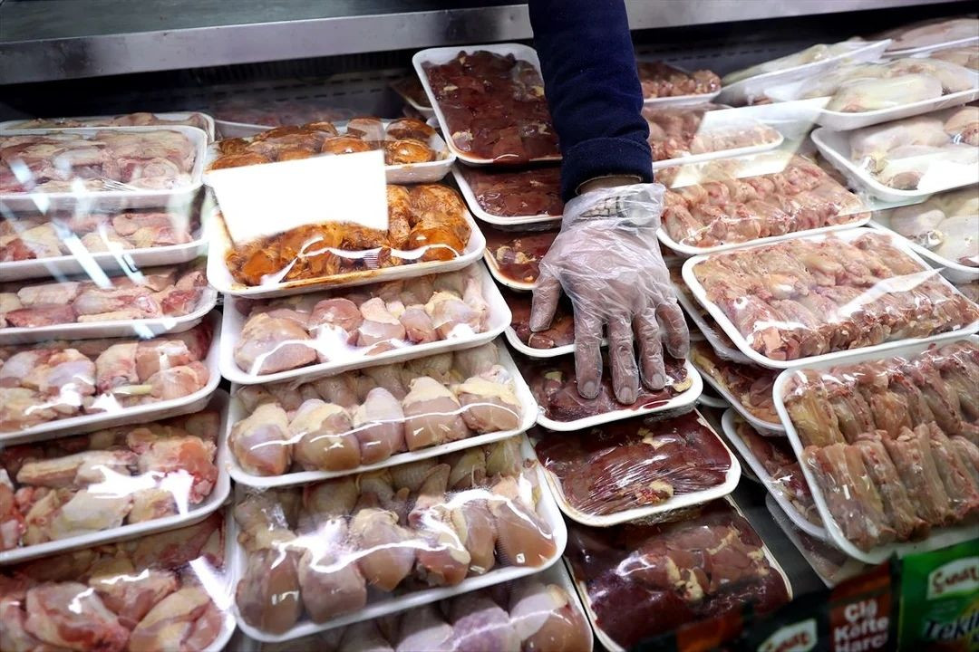 "Bir ay sonra marketlerde fiyatlar yüzde 40 aşağı inecek" - Sayfa 6