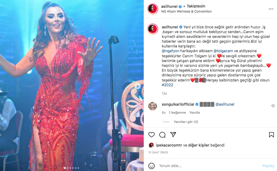 Ünlü isimlerden yılbaşı pozları... 2022'ye böyle girdiler - Sayfa 21