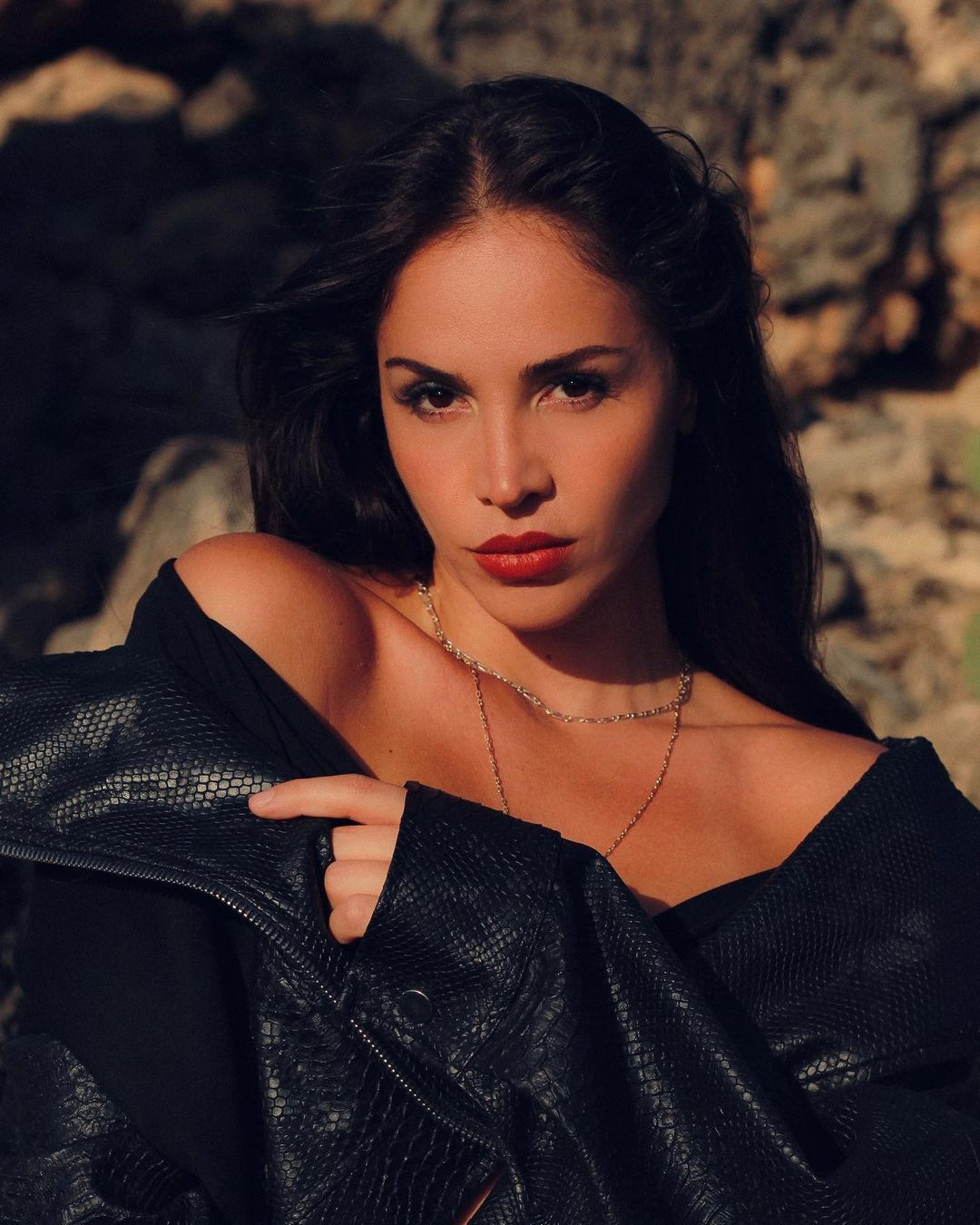 Survivor Berna Keklikler'in inanılmaz değişimi... Güzelliğiyle dudak uçuklattı - Sayfa 29